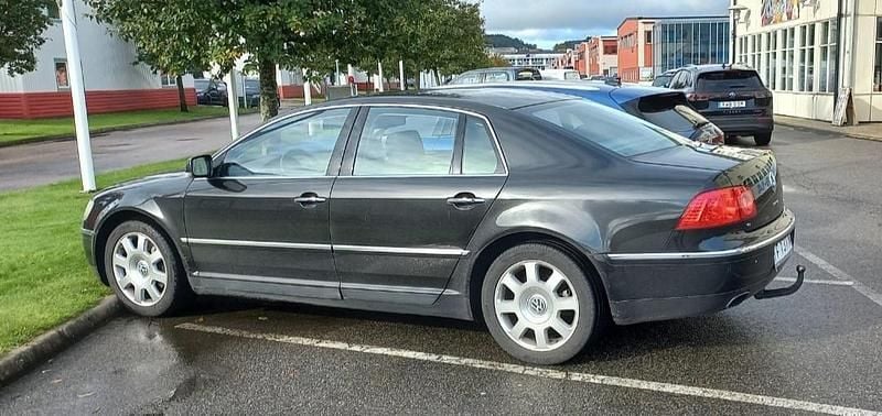 Begagnad 2003 VW Phaeton Sedan | 89 000 kr - Bild 1/1
