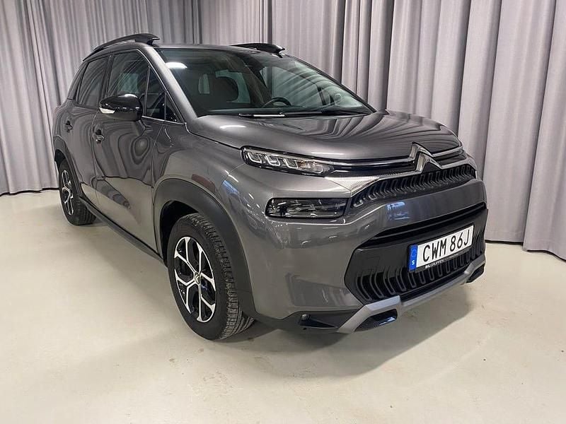 Grå Begagnad 2024 Citroën C3 Aircross Shine SUV | 179 900 kr (Bra pris) - Bild 1/3
