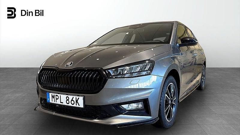 Grå Begagnad 2025 Skoda Fabia Monte Carlo Halvkombi | 279 900 kr - Bild 1/4