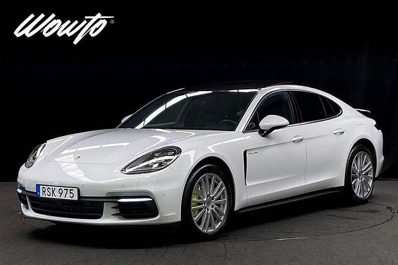 Vit Begagnad 2017 Porsche Panamera 4 Sedan | 679 800 kr (Marknadspris) - Bild 1/3