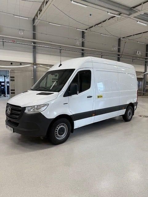 Begagnad Mercedes E-Sprinter 85 kW (116 HK) 2022 Vit Van