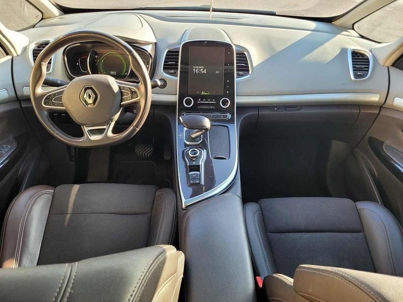 Svart Begagnad 2016 Renault Espace Minibuss | 139 000 kr (Bra pris) - Bild 1/4
