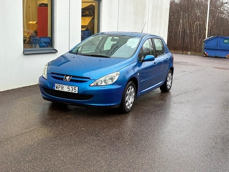 Begagnad 2005 Peugeot 307 Halvkombi | 15 900 kr (Bra pris) - Bild 1/4