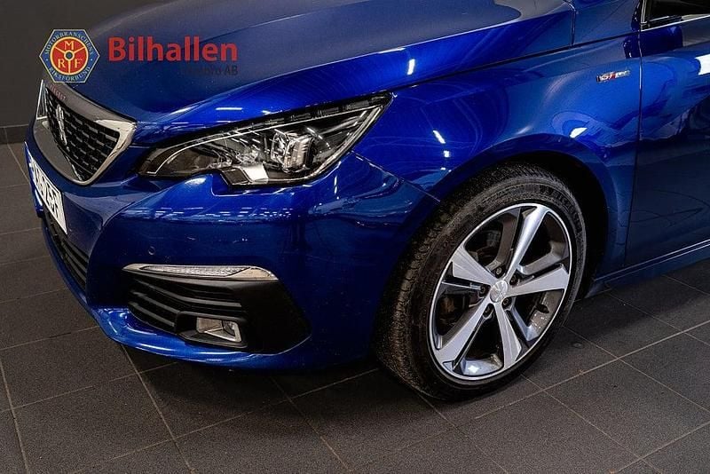 Begagnad Peugeot 308 GT-line 131 HK (96 kW) 2019 Blå Halvkombi