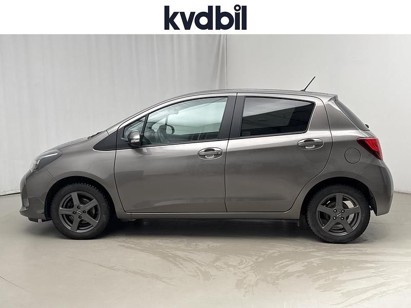 Begagnad Toyota Yaris 2016 Grå