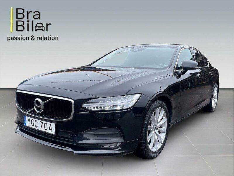 Svart Begagnad 2018 Volvo S90 Momentum Sedan | 179 900 kr (Marknadspris) - Bild 1/4