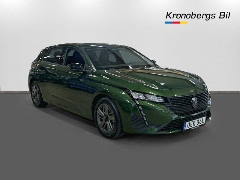 Begagnad Peugeot 308 Active 131 HK (96 kW) 2022 Grön (olivgrön metallic) Halvkombi