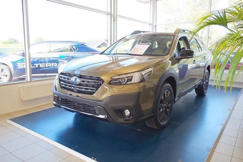 Grön Ny 2024 Subaru Outback SUV | 476 800 kr - Bild 1/1