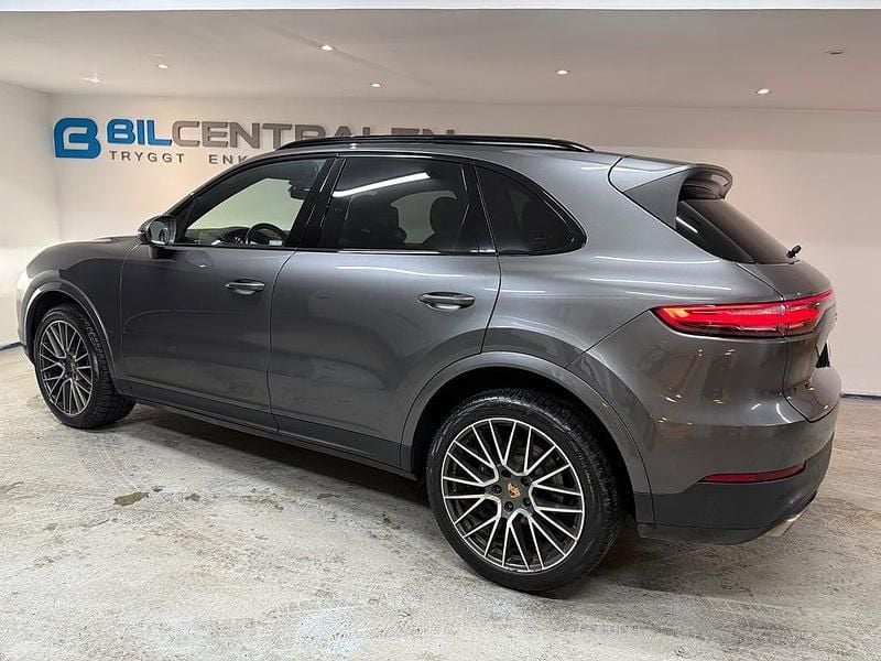 Begagnad Porsche Cayenne 340 HK (250 kW) 2019 Grå SUV