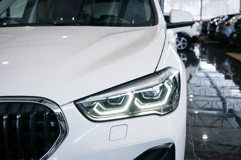Begagnad BMW X1 Sport Line 220 HK (161 kW) 2021 Vit SUV
