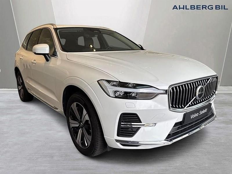 Vit Begagnad 2024 Volvo XC60 Plus SUV | 539 500 kr (Dyr) - Bild 1/3