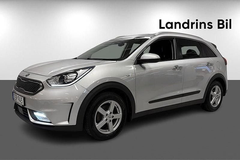 Begagnad Kia Niro Advance 141 HK (103 kW) 2017 Grå SUV