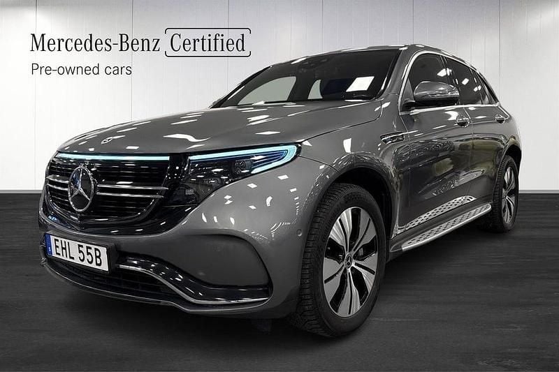Grå Begagnad 2020 Mercedes EQC400 AMG SUV | 379 000 kr (Marknadspris) - Bild 1/4