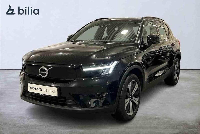 Svart Begagnad 2023 Volvo XC40 Single Motor SUV | 339 900 kr - Bild 1/1