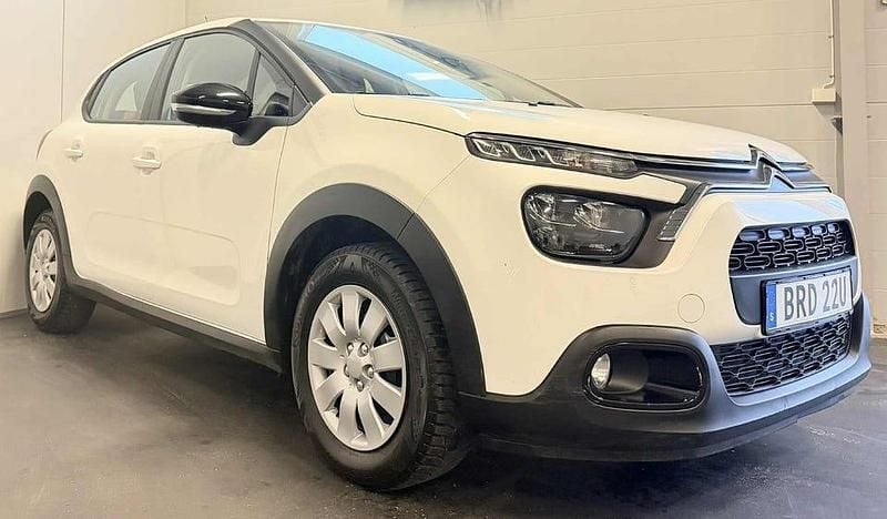 Vit Begagnad 2021 Citroën C3 PureTech Halvkombi | 99 900 kr (Bra pris) - Bild 1/4
