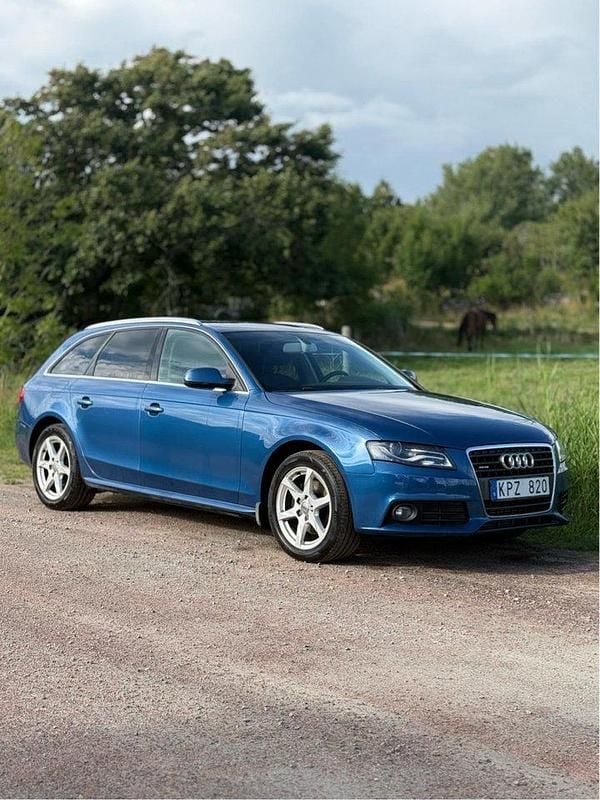Blå Begagnad 2010 Audi A4 Kombi | 59 000 kr (Marknadspris) - Bild 1/4