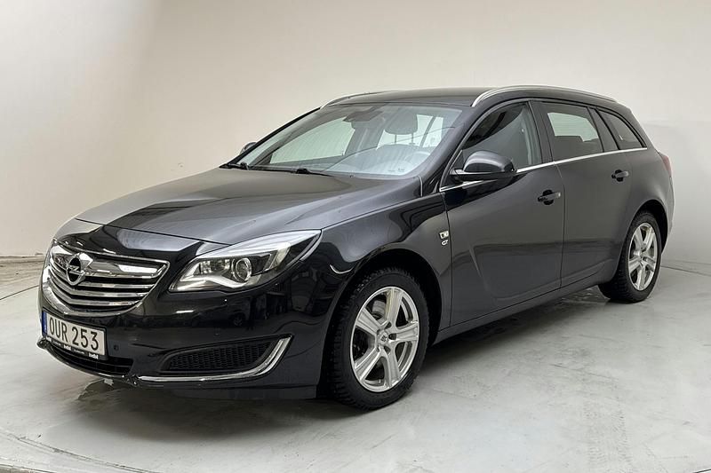 Svart Begagnad 2014 Opel Insignia Kombi | 130 000 kr (Dyr) - Bild 1/4