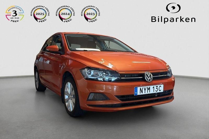 Orange Begagnad 2020 VW Polo Halvkombi | 149 990 kr (Marknadspris) - Bild 1/4