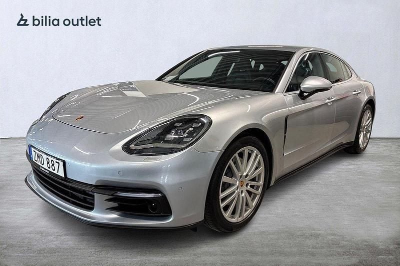 Silver Begagnad 2017 Porsche Panamera 4S Sedan | 549 000 kr (Superpris) - Bild 1/4
