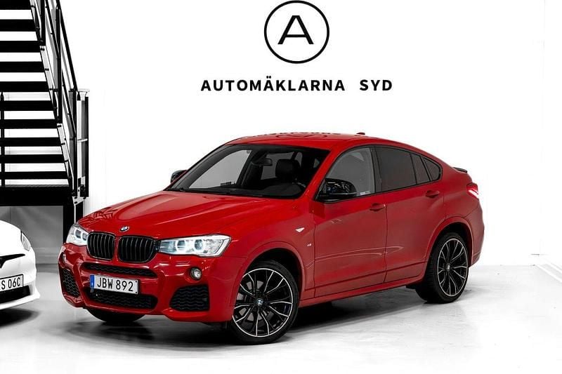 Röd Begagnad 2016 BMW X4 M Sport SUV | 224 900 kr (Marknadspris) - Bild 1/4