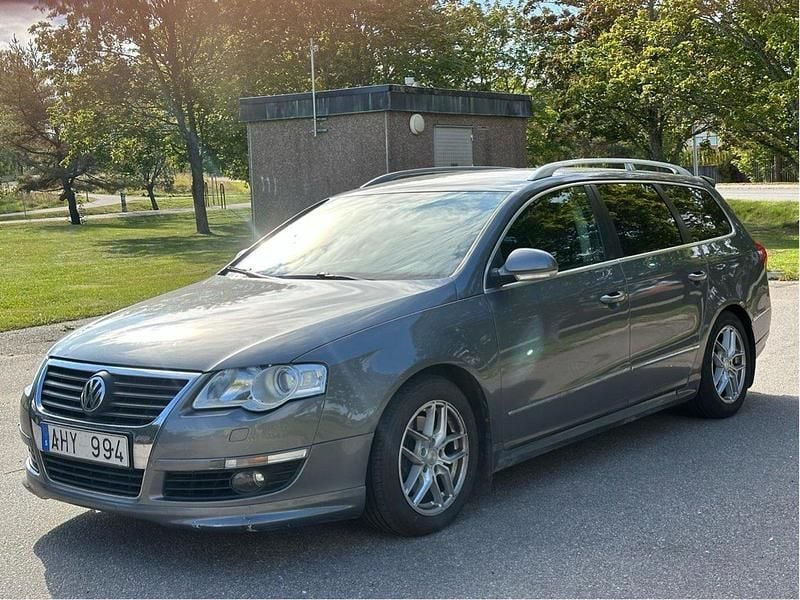 Grå Begagnad 2008 VW Passat Kombi | 17 900 kr (Superpris) - Bild 1/4