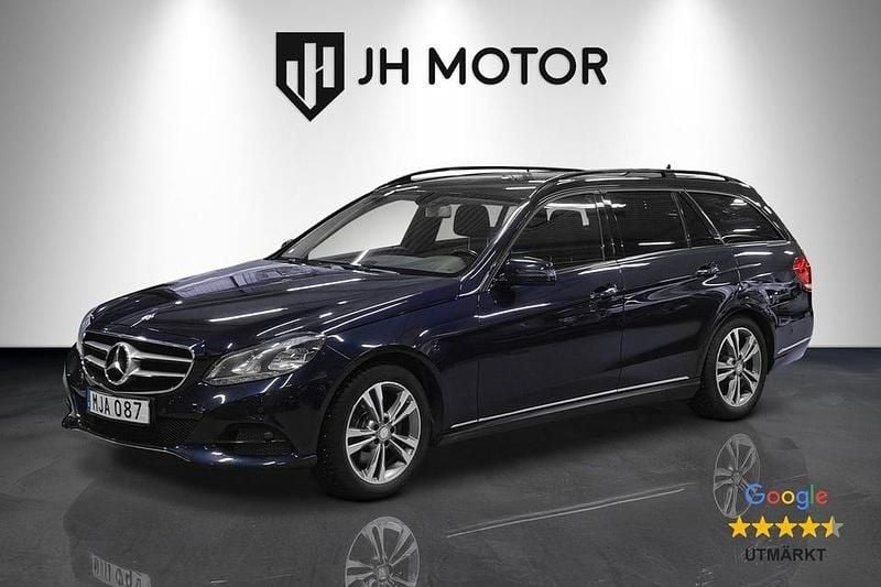 Mörkblå Begagnad 2015 Mercedes E220 Avantgarde Kombi | 179 900 kr (Marknadspris) - Bild 1/4