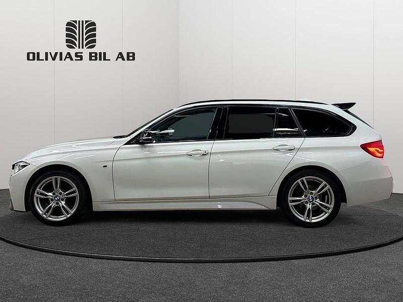 Begagnad BMW 320 M Sport 184 HK (135 kW) 2018 Vit Kombi