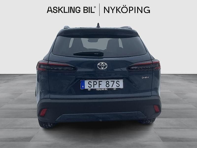 Begagnad Toyota Corolla Cross Executive 197 HK (144 kW) 2025 Silver SUV