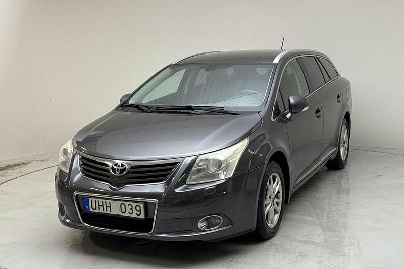 Mörkgrå Begagnad 2011 Toyota Avensis Business Edition Kombi | 52 000 kr (Superpris) - Bild 1/4