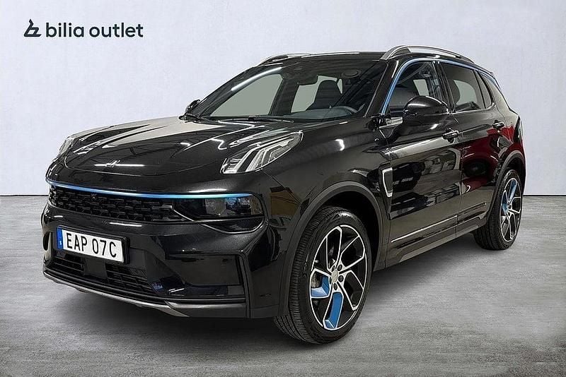 Svart Begagnad 2023 Lynk & Co 01 SUV | 294 800 kr (Marknadspris) - Bild 1/4