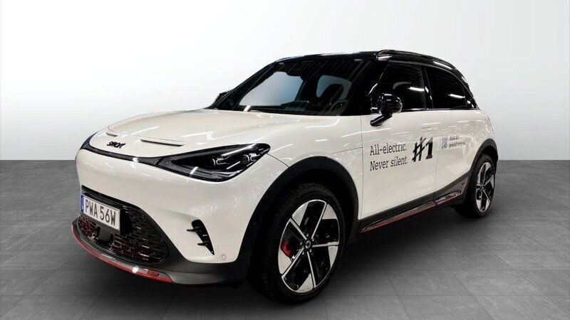 Flerfärgad (white) Begagnad 2023 Smart #1 Edition #1 SUV | 479 900 kr (Marknadspris) - Bild 1/4