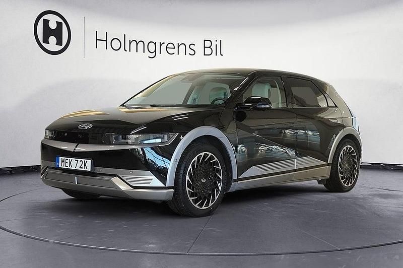 Svart Begagnad 2021 Hyundai Ioniq 5 Advanced SUV | 359 000 kr (Superpris) - Bild 1/4
