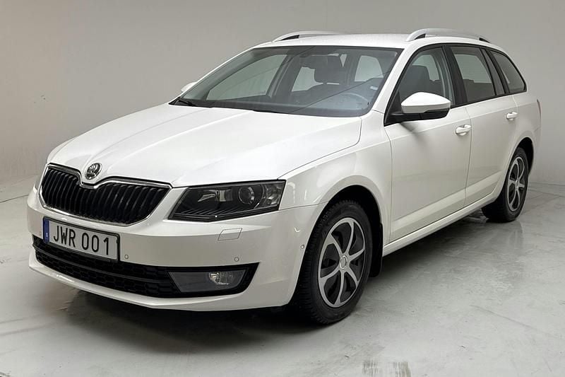 Vit Begagnad 2013 Skoda Octavia Elegance Kombi | 110 000 kr (Superpris) - Bild 1/4