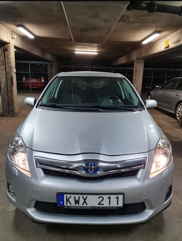 Begagnad 2010 Toyota Auris Hybrid | 64 900 kr (Marknadspris) - Bild 1/4