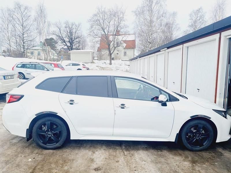 Begagnad Toyota Corolla 122 HK (89 kW) 2022 Kombi