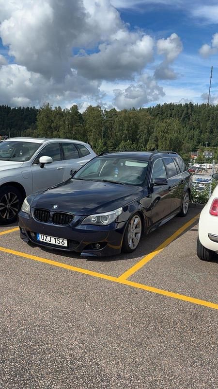 Begagnad 2004 BMW 525 Kombi | 65 000 kr (Dyr) - Bild 1/4