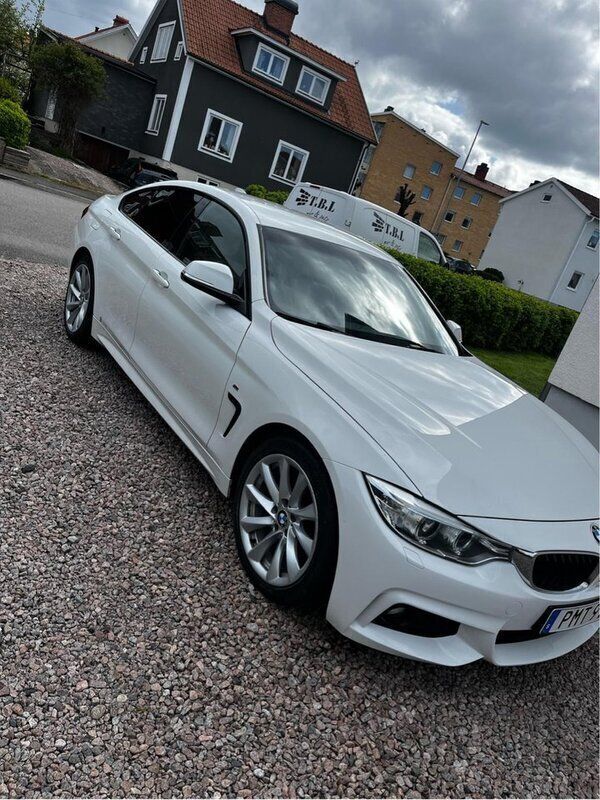 Vit Begagnad 2015 BMW 420 Gran Coupé M Sport Sportkupé | 159 000 kr (Marknadspris) - Bild 1/4