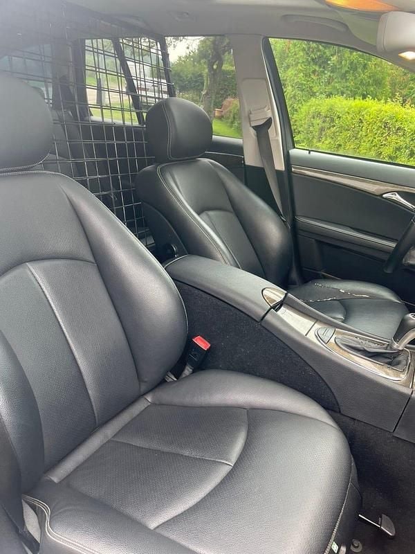 Begagnad Mercedes E220 170 HK (125 kW) 2008