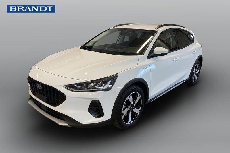 Vit Ny 2024 Ford Focus Halvkombi | 299 000 kr (Marknadspris) - Bild 1/4