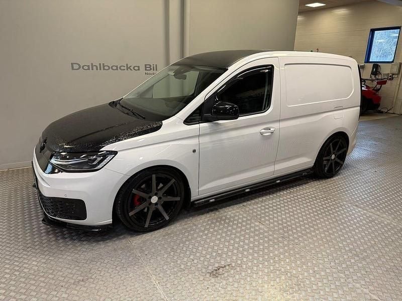 Begagnad VW Caddy 122 HK (89 kW) 2022 Vit Minibuss
