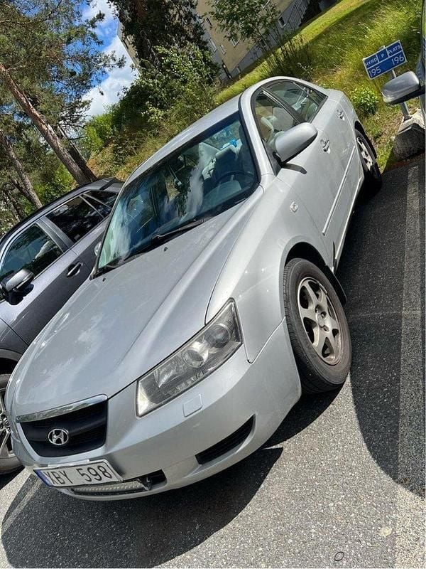 Begagnad 2006 Hyundai Sonata Sedan | 31 000 kr - Bild 1/4