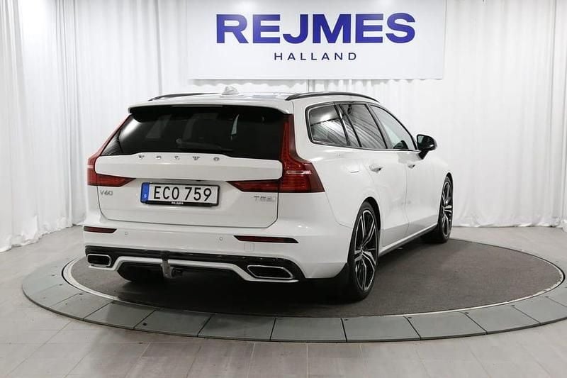 Begagnad Volvo V60 R-Design 253 HK (186 kW) 2018 Vit Kombi