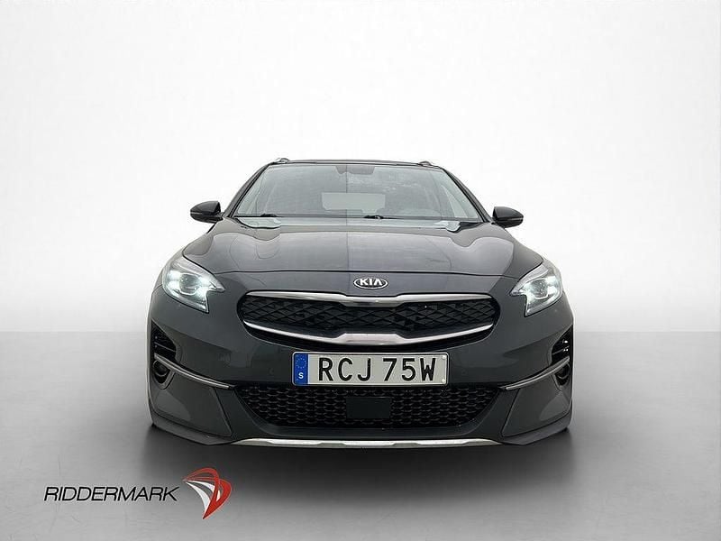 Begagnad Kia XCeed 105 HK (77 kW) 2020 Grå SUV