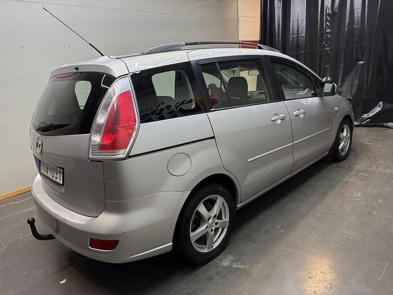 Begagnad Mazda 5 Comfort 110 HK (80 kW) 2008 Grå Minibuss