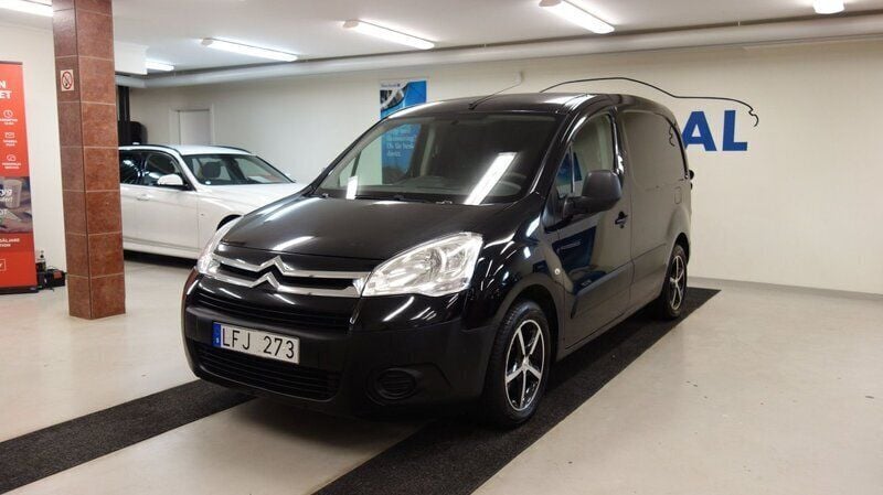 Svart Begagnad 2010 Citroën Berlingo Minibuss | 29 900 kr (Bra pris) - Bild 1/4
