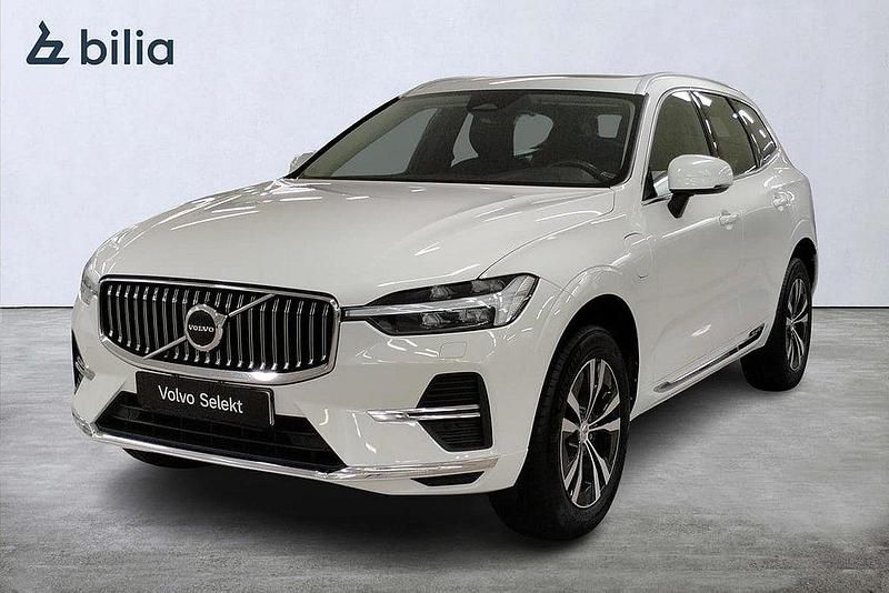 Vit Begagnad 2022 Volvo XC60 SUV | 379 000 kr (Superpris) - Bild 1/3