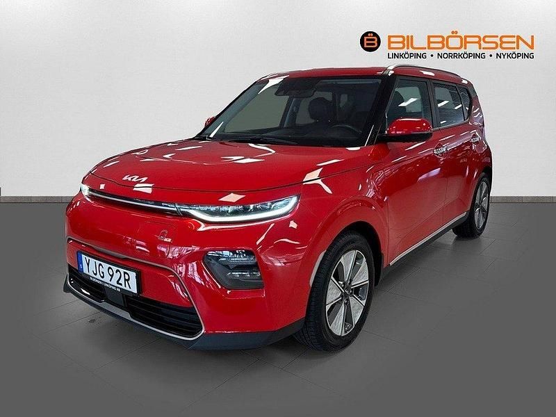 Röd Begagnad 2022 Kia Soul EV Advance SUV | 259 900 kr (Lite dyr) - Bild 1/4