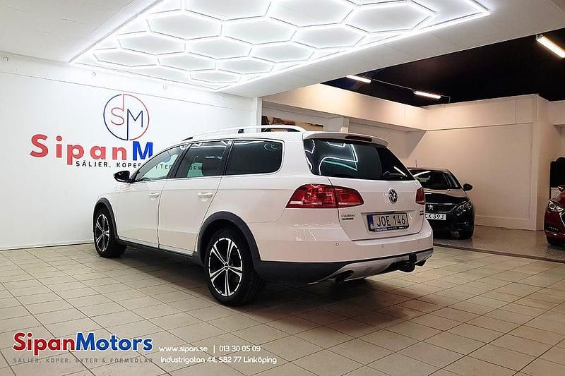 Begagnad VW Passat Alltrack 177 HK (130 kW) 2014 Vit Kombi