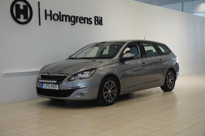 Begagnad Peugeot 308 Active 131 HK (96 kW) 2015 Okänd Kombi