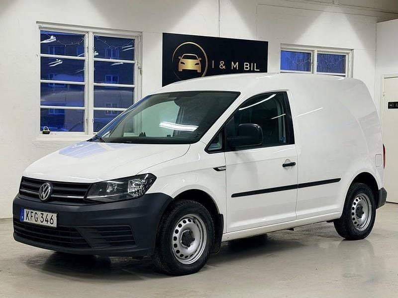 Vit Begagnad 2017 VW Caddy Minibuss | 99 900 kr (Marknadspris) - Bild 1/4